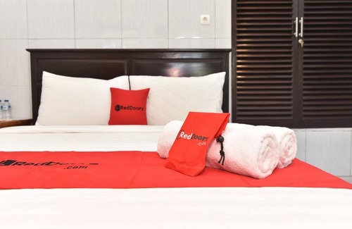 Buleleng Maison | RedDoorz Plus @ Singaraja