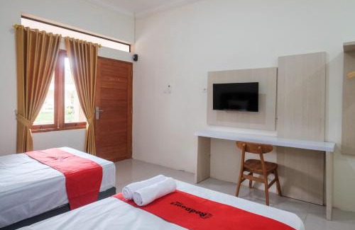 Java Hôtel | RedDoorz Plus Syariah at Hotel Indonesia Kajen