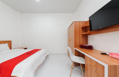 Rajabasa Hôtel | RedDoorz Plus Syariah near Mall Boemi Kedaton Lampung