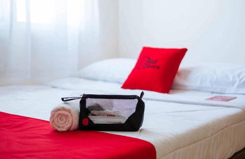 Ambarita Hôtel | RedDoorz Plus @ Vantas Hotel Parbaba