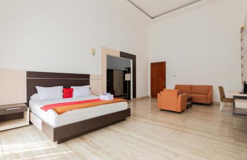 Jakarta Maison | RedDoorz Premium near Stasiun Lenteng Agung