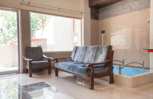 Sedati Maison | RedDoorz Syariah At Sedati