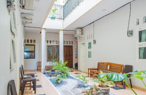 Kalimalang Maison | RedDoorz Syariah near Grand Kota Bintang
