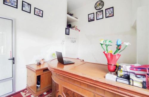 Bukittinggi Hôtel | RedDoorz Syariah near Pasar Aur Kuning
