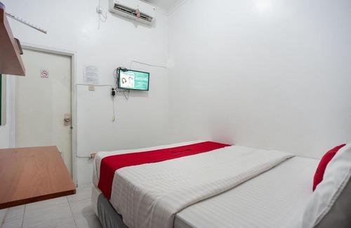 Cililitan Hôtel | RedDoorz Syariah near PGC Cililitan