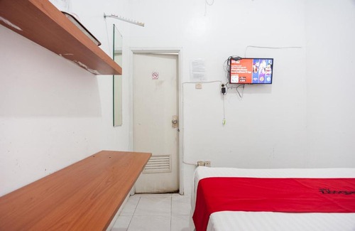 Cililitan Hôtel | RedDoorz Syariah near PGC Cililitan