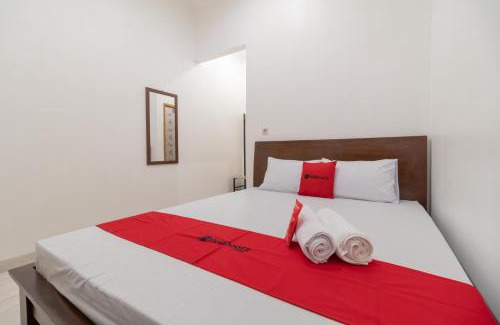 Bekasi Hôtel | RedDoorz Syariah near Summarecon Mall Bekasi