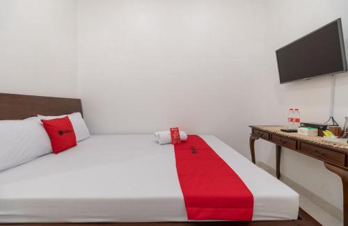 Bekasi Hôtel | RedDoorz Syariah near Summarecon Mall Bekasi