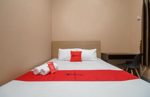 Bekasi Timur Hôtel | RedDoorz Syariah near Siloam Hospitals Bulak Kapal