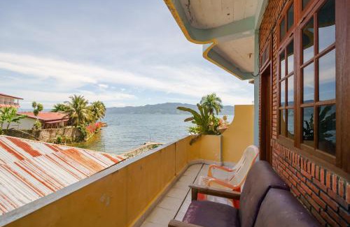 Tuk Tuk Hôtel | RedDoorz @ Tuktuk Danau Toba