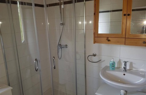 Marienwehr Appartement | Redenius - Cottage légère brise - Cottage, douche, WC, 1 chambre