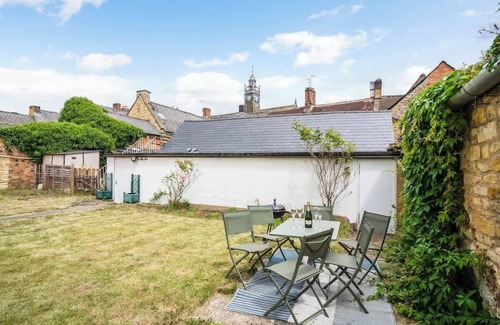 Moreton-in-Marsh Appartement | Redesdale View, High Street with Private Garden