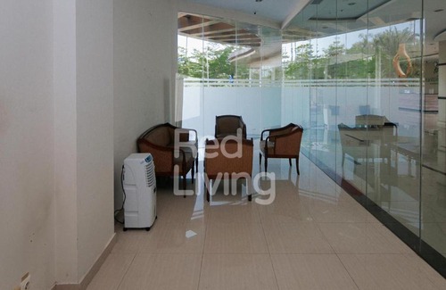 Serpong Hôtel | RedLiving Apartemen Easton Park Serpong with Netflix