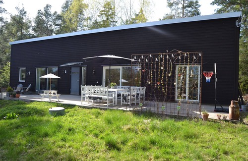 Nacka Municipality Villa | PRIX RÉDUIT!Maison moderne. Emplacement inhabité unique près de Stockholm, du lac et de l'archipel