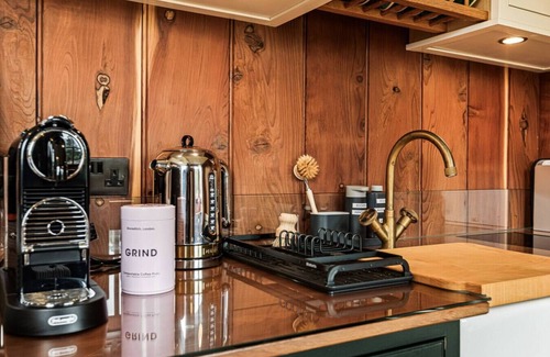 Stonor Cabine | Redwood - Shepherds hut