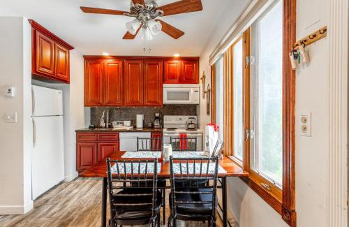 Windham Maison | Redwood Retreat in Windham - minutes to Mtn!