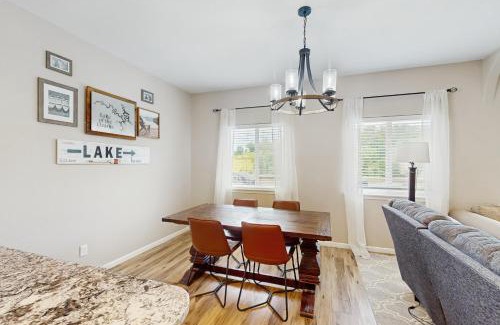 Climax Springs Maison | Reel Good Time Lakehouse