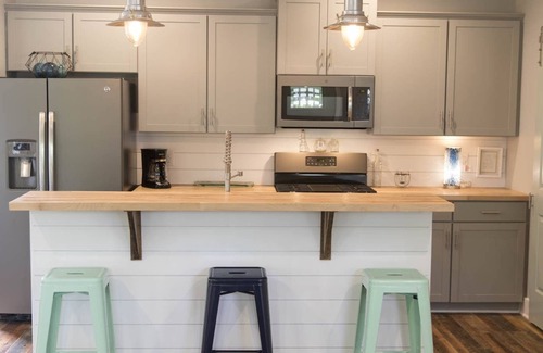 Minnesott Beach Cottage | Reelin In The Years is the Perfect blend of rustic charm and modern amenities!
