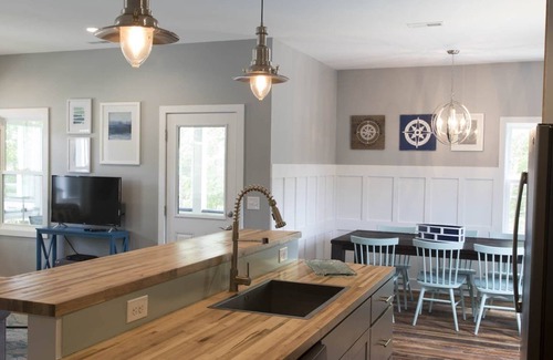 Minnesott Beach Cottage | Reelin In The Years is the Perfect blend of rustic charm and modern amenities!