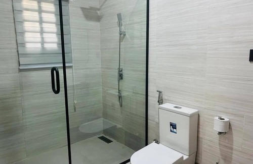 Igwuruta Hôtel | Reens Suites and Apartment