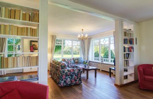 Marlow Maison | Reetdachhaus mit großem Garten und Kamin