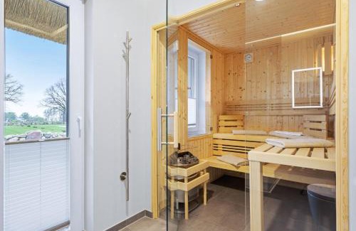Am Salzhaff Maison | Reethaus Elisa mit Sauna, Kamin und Garten