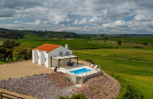 Mora Maison | Refúgio sobre a paisagem alentejana