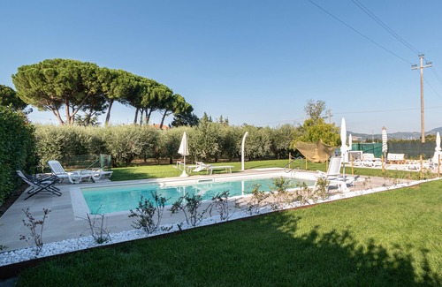 Bastia Umbra Appartement | Refined and bright apartment for two in Umbria, between Bastia and Assisi