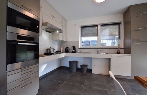 Leglise Appartement | Appartement de charme à Léglise avec grand jardin