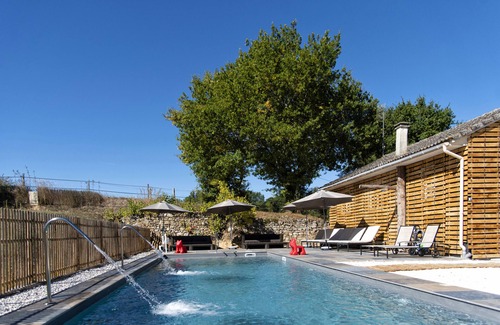Mareuil en Perigord Maison | Propriété raffinée de 7 Chb (7/18 p) sur 40 Ha Piscine Chauffée Chevaux Etang