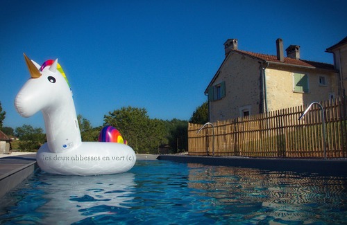 Mareuil en Perigord Maison | Propriété raffinée de 7 Chb (7/18 p) sur 40 Ha Piscine Chauffée Chevaux Etang