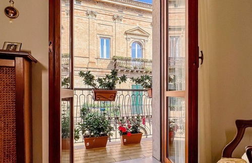 Atessa Appartement | Refined spacious and comfortable apartment in the center of an ancient village