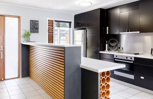 Twin Waters Appartement | Reflections across the waters and resort access