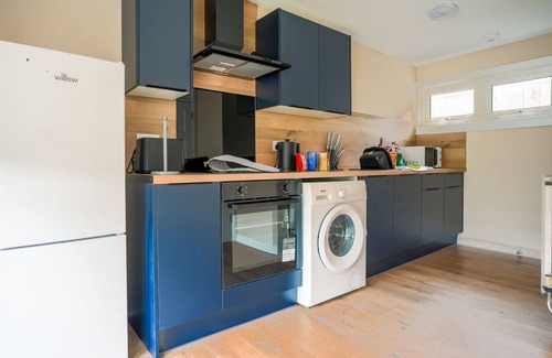 Livingston Maison | Refreshing Modern House in Livingston