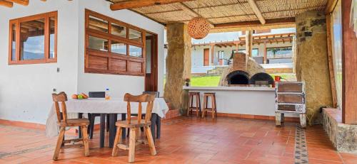 Villa de Leyva Chalet De Ski | Refugio Alcazaba a las afueras de Villa de Leyva