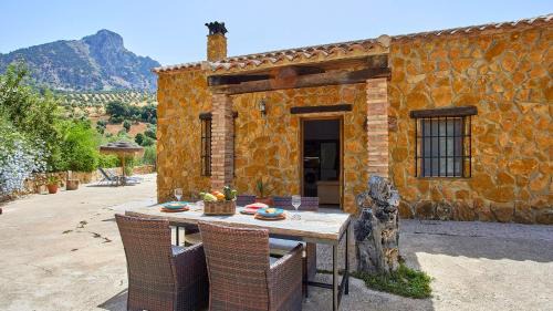 El Gastor Maison | Refugio La Sima El Gastor by Ruralidays