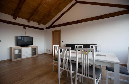 Becerrea Maison | Refuxio de Lamas