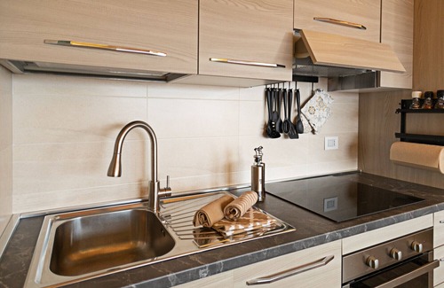 Montioni Appartement | Regarda - "The Place" modern two-bedroom apartment with pool, garage, air conditioning