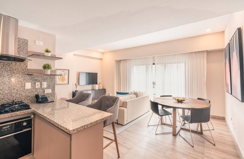 Downtown Santo Domingo Appartement | Regatta Living II with Breakfast Included! - 406