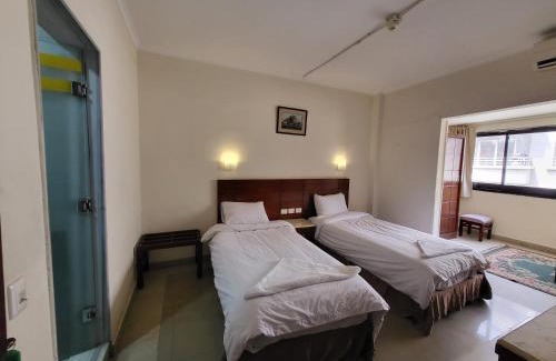 Al Duqqi Hôtel | Regency Hotel