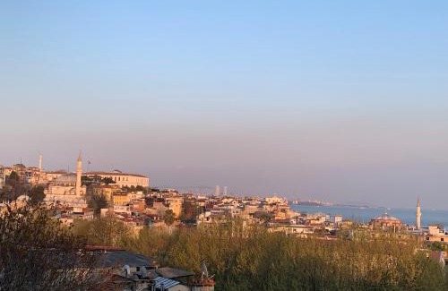 Emin Sinan Appartement | Reggae