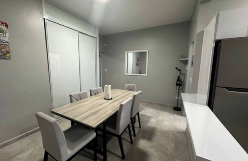 Borinquen Appartement | Reggaeton Vibes! Puerto Rico's Legend Suite, Just 4 mins from Crash Boat Beach