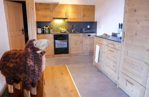Arveyes Appartement | Regina B9 by Interhome