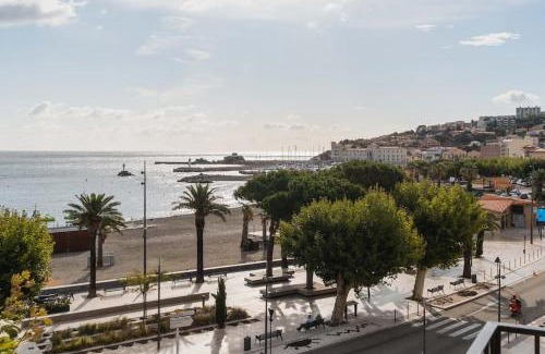 Banyuls-sur-Mer Appartement | Regina's Banyuls - Exklusiv lägenhet med havsvy