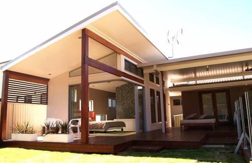 Runaway Bay Maison | REIKI MAISON DE VACANCES Runaway Bay