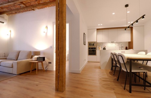 Embajadores Appartement | Reina Sofia Suite II
