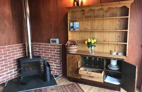 Ampney Crucis Cabine | Reindeer Lodge at The Cotswold Reindeer Herd