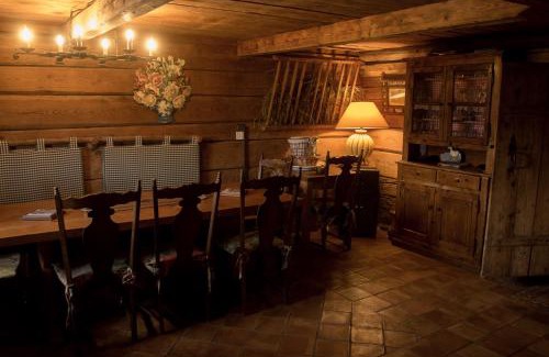 Saint-Nicolas-la-Chapelle Chalet De Ski | Reine des Aravis - chalet isolé