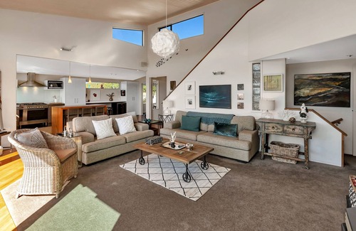 Kerikeri Maison | Reinga Retreat - Kerikeri Holiday Home