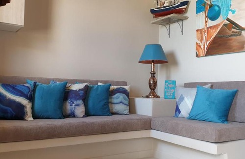 Stavros Maison | Reithron House
